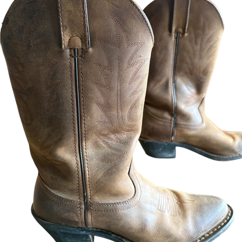 Durango Brown Heeled Boots - Picture 4 of 15